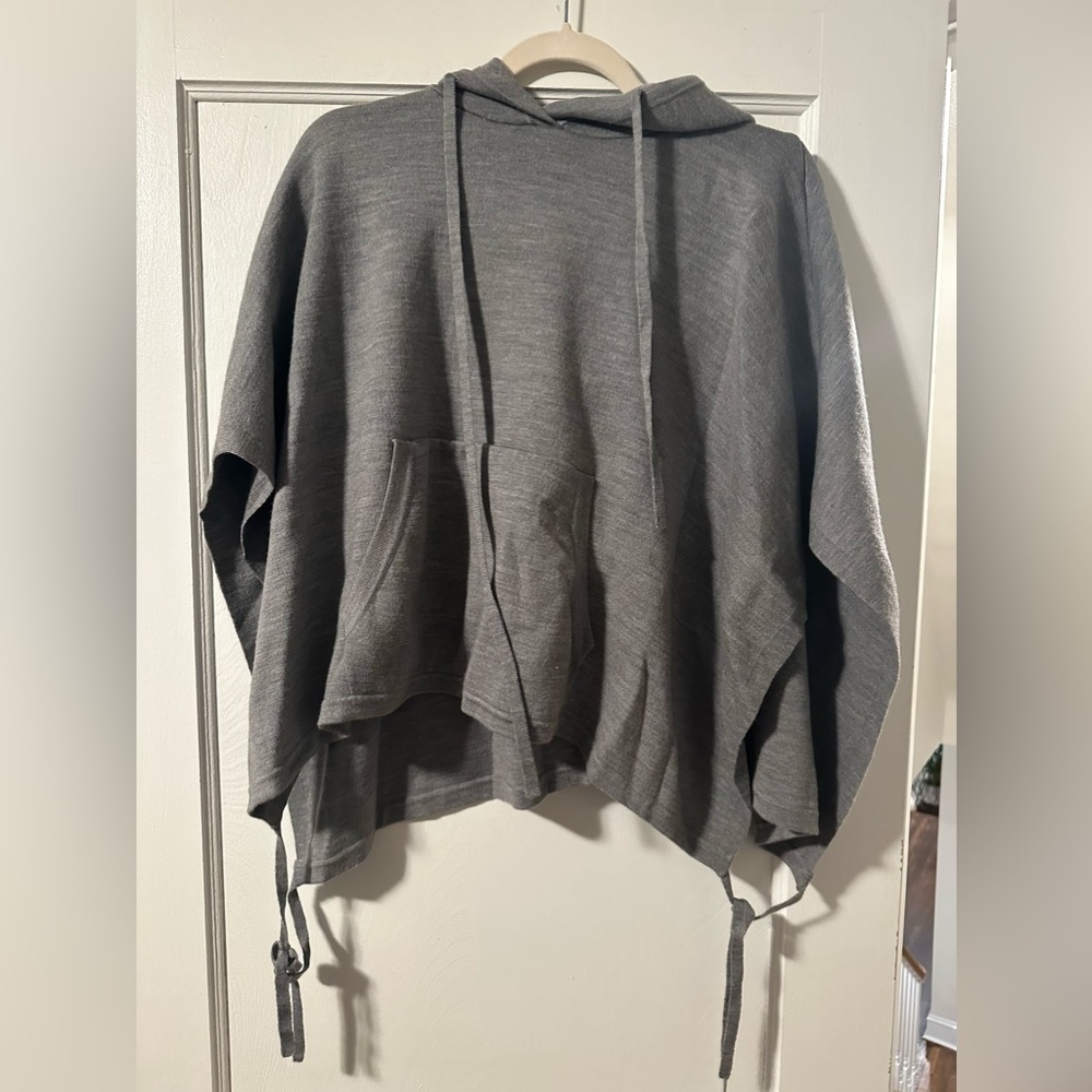 Lululemon poncho